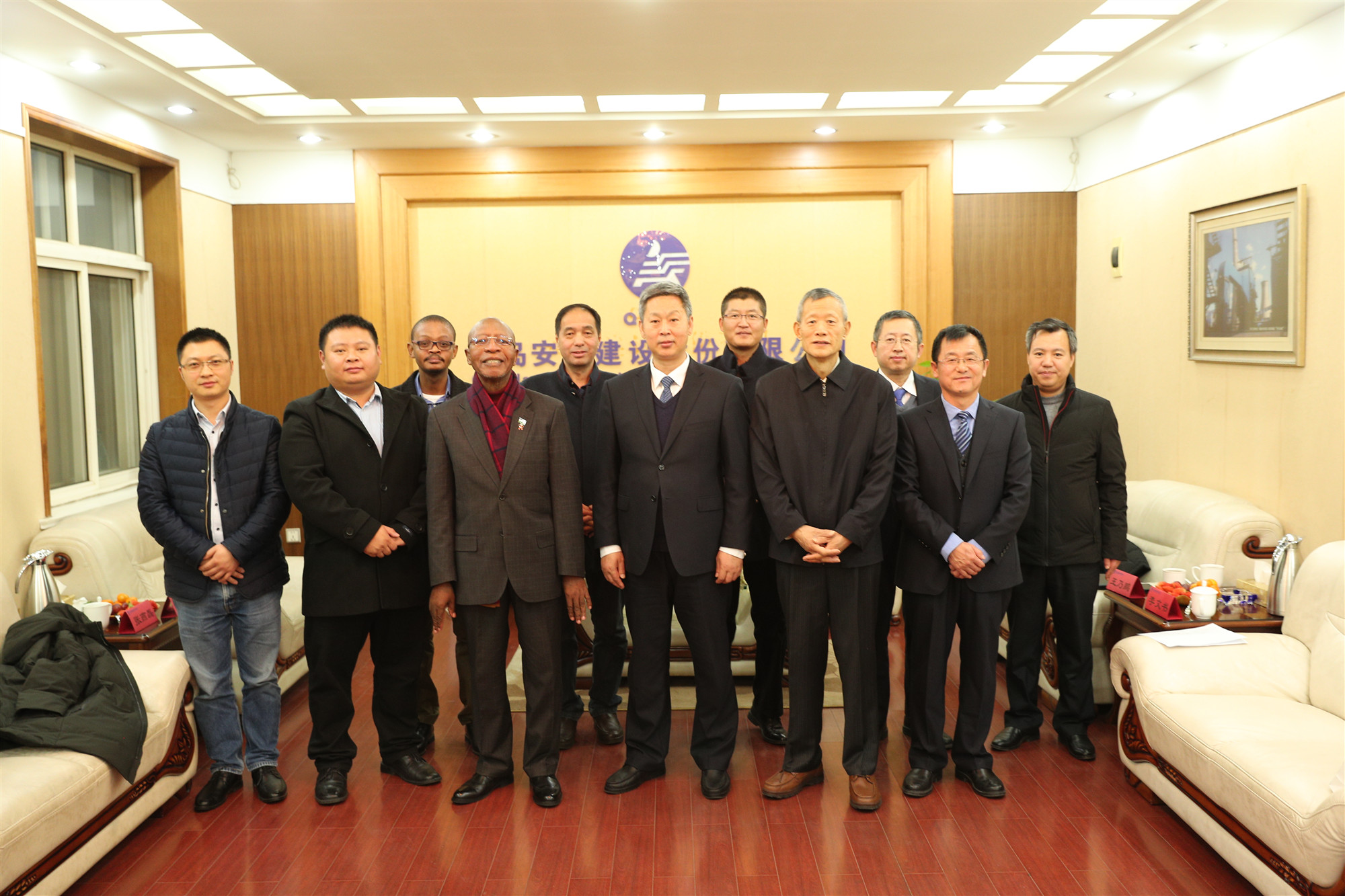 1559265048244248.jpg 合影 - 副本.JPG